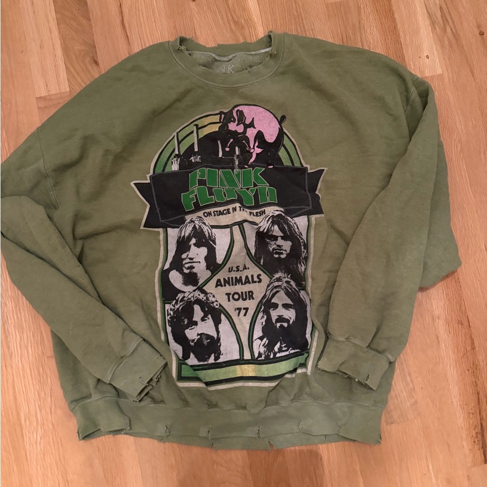 Urban Outfitters Olive Graphic Crewneck Top
